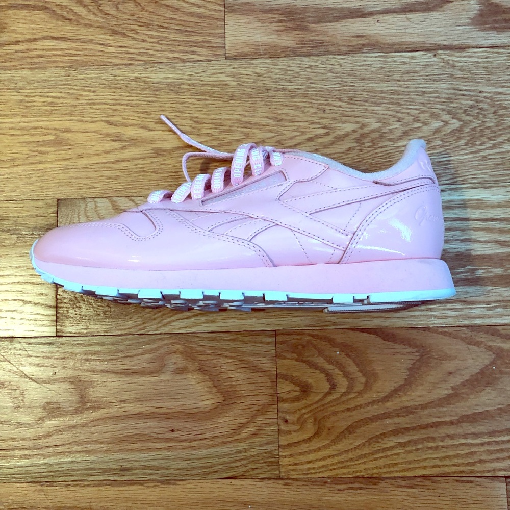 Opening ceremony Reebok sneaker 8.5 9 39 pink